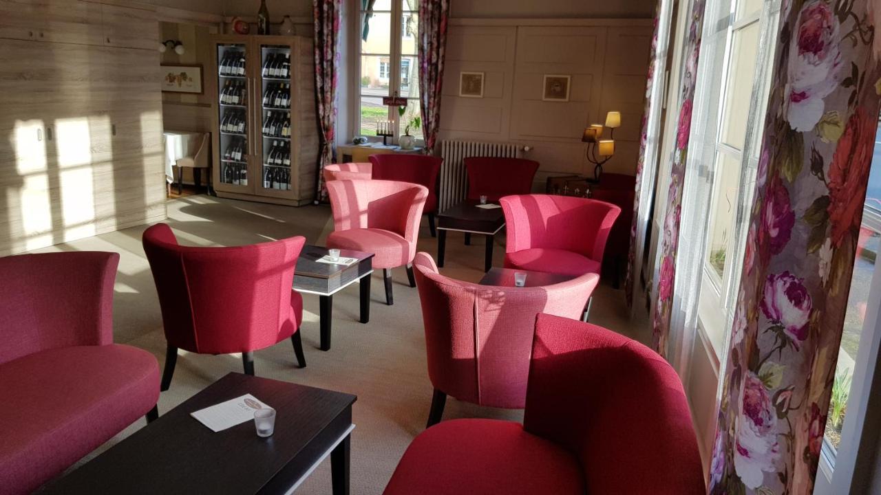 Hostellerie D'Heloise Logis Cluny Exterior photo