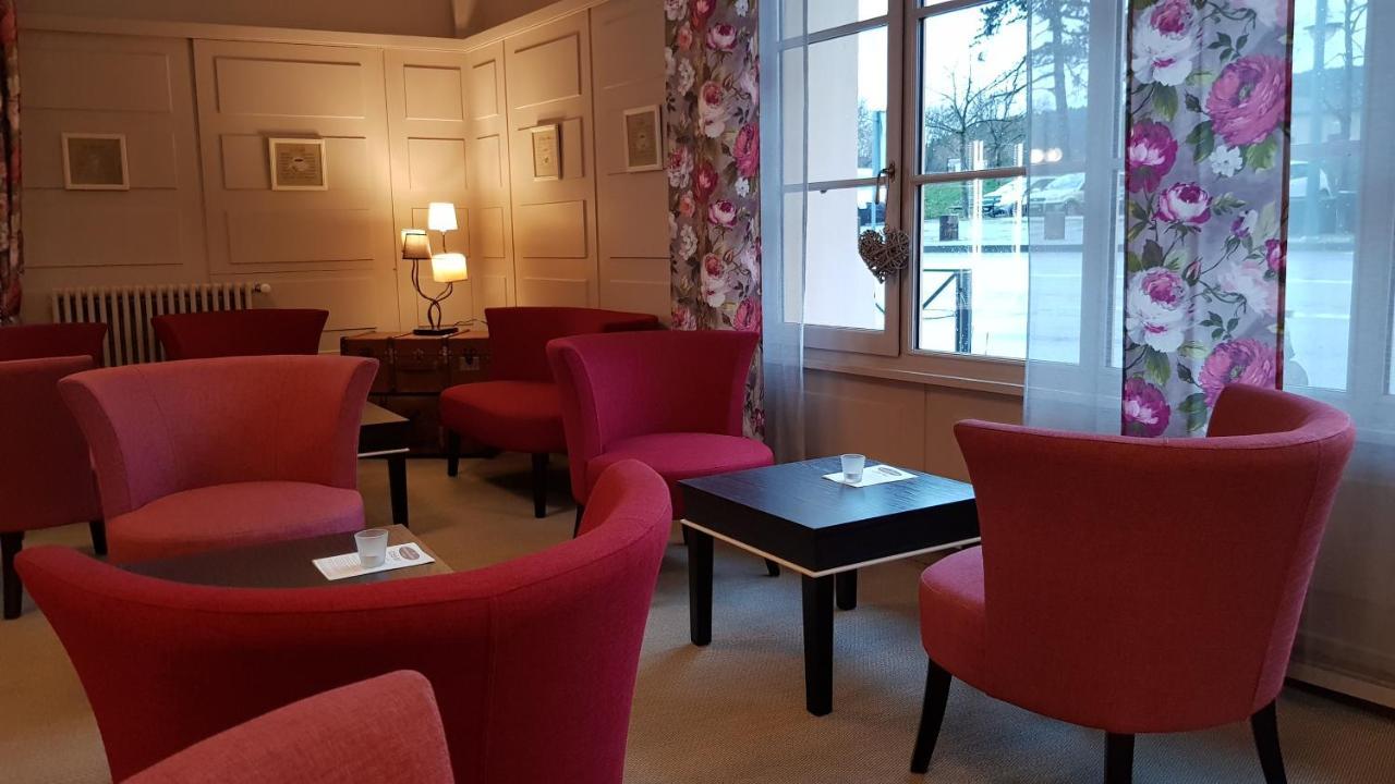 Hostellerie D'Heloise Logis Cluny Exterior photo