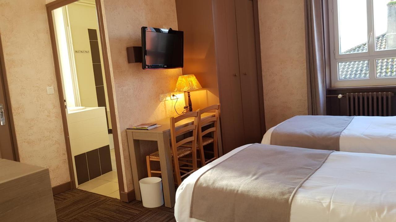 Hostellerie D'Heloise Logis Cluny Exterior photo